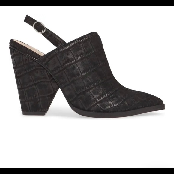 Kim Pointed Toe Slingback Pump
42 GOLD - Picture 8 of 9